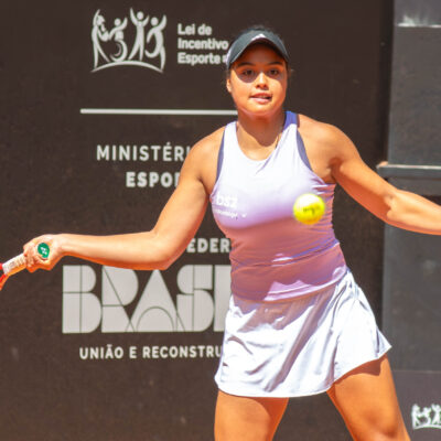 Brasileiros garantem presença nas duas finais de simples do ITF J300 de Santa Cruz