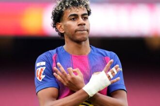 Hat-trick de Lamine Yamal garante goleada do Barcelona sobre o Villarreal no Espanhol