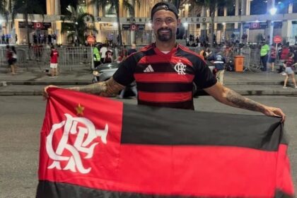 Ex-goleiro Bruno assiste Flamengo x Inter no Maracanã sob vaias e críticas