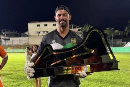Goleiro Bruno ex-Flamengo no Vasco-AC: Estreia na Copa do Brasil