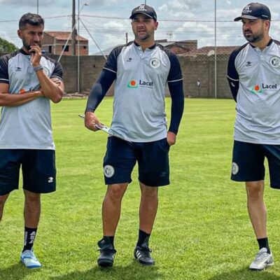 ASA dispensa técnico Dico Woolley após derrota por 3 a 0 para o CRB na final do Alagoano