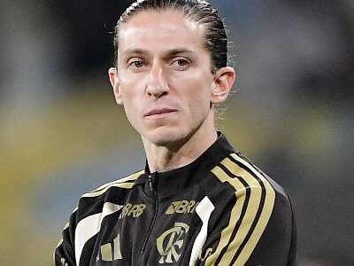 Flamengo dispensa Filipe Luís após goleada de 8 a 0 sobre o Madureira