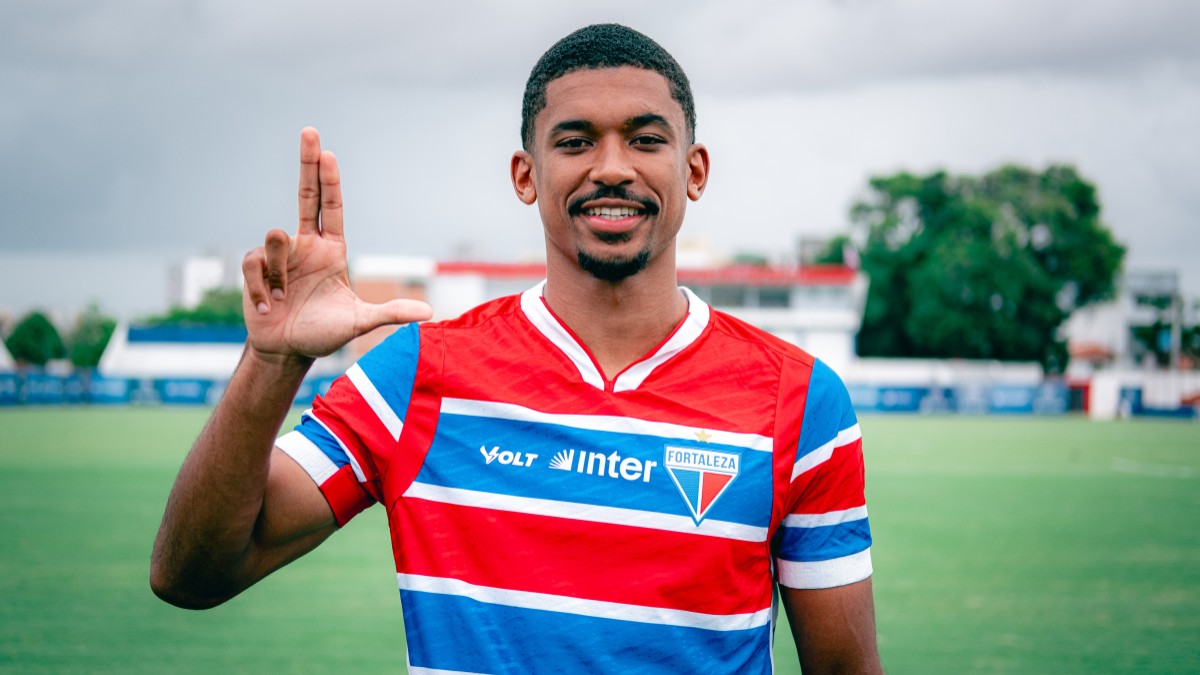 Fortaleza estreia na Série B após sete anos na elite e aposta em elenco renovado