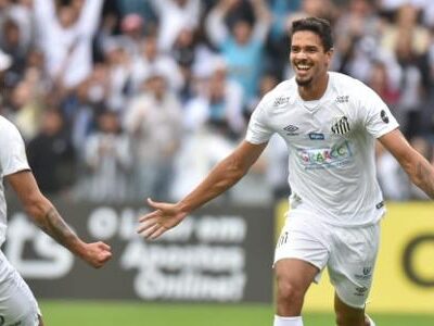 Lucas Veríssimo é registrado no BID e fica apto para voltar a atuar pelo Santos