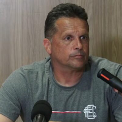 Claudinei Oliveira classifica eliminação do Santa Cruz na Copa do Brasil como “terrível”