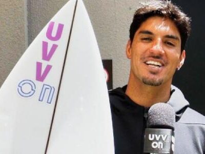 Universidade Vila Velha negocia para estampar marca no bico da prancha de Gabriel Medina