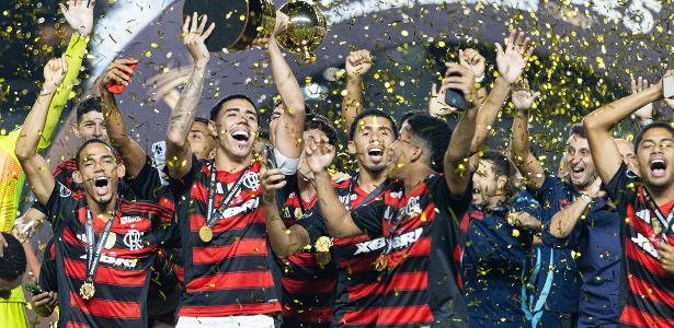 Brasil no Topo: Futebol Brasileiro lidera ranking global com R$ 948 milhões em transferências