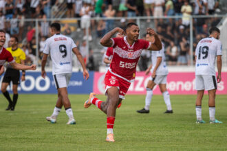 CRB garante quinto título seguido do Alagoano após empate com o ASA