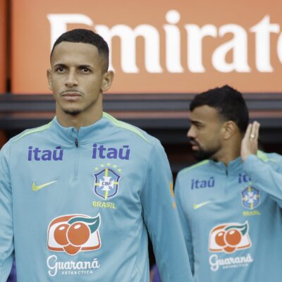 Comissão de Ancelotti estará no Ba-Vi para observar Luciano Juba