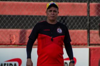 Evaristo Piza se despede do Campinense e negocia para assumir o Sergipe na Série D