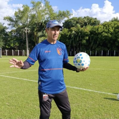 Técnico Betinho projeta duelo “dos mais difíceis” para o Santa Catarina contra a Jacuipense pela Copa do Brasil