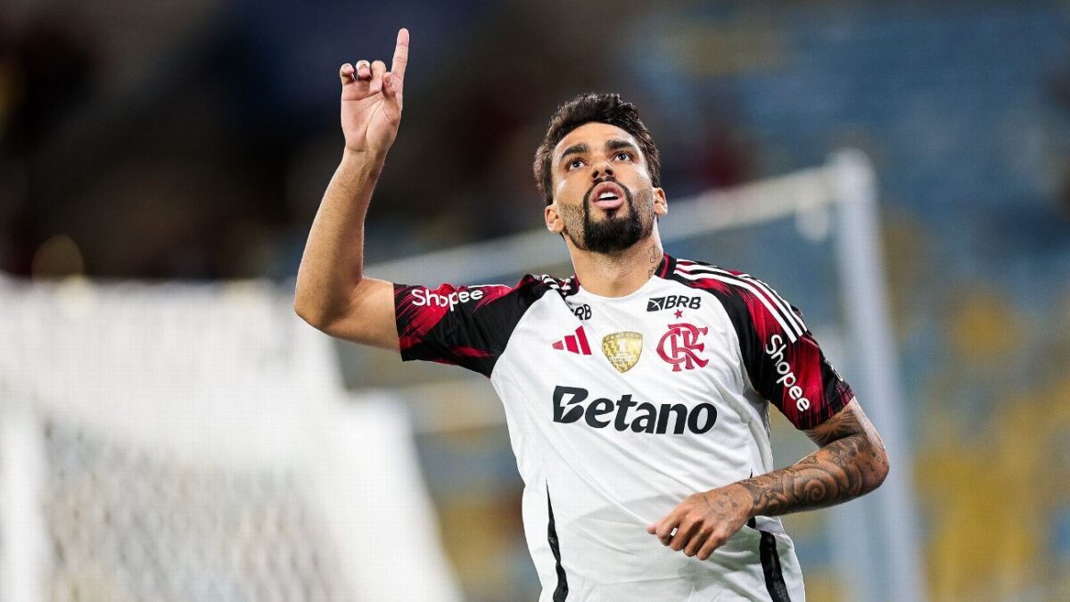 Lucas Paquetá fratura o 4º metacarpo da mão direita