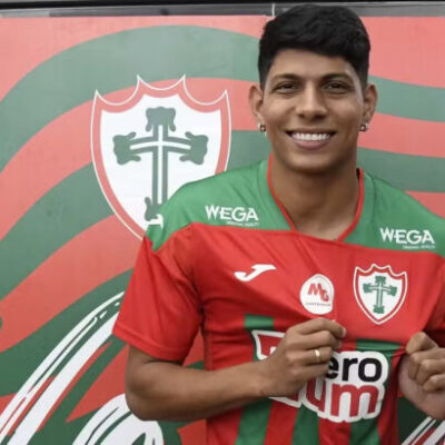 Vitória negocia a chegada do volante Zé Vitor, destaque da Portuguesa