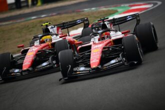 Leclerc elogia duelo com Hamilton e vê regulamento de 2026 como avanço para as corridas