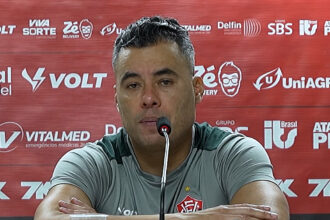 Jair Ventura lamenta baixas por lesão no Vitória e confirma chegada de Zé Vitor