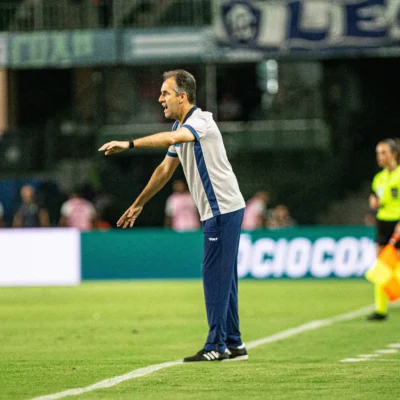 Léo Condé vê evolução do Remo apesar de nova derrota e fala sobre próximos desafios na Série A