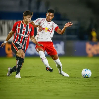 Defesa falha e ataque sem inspiração custam derrota do Bragantino para o São Paulo no Brasileirão