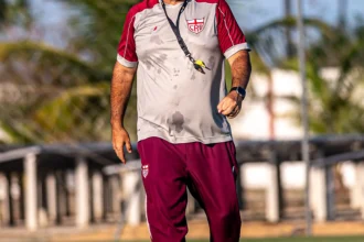 Barroca deve manter escalação do CRB para duelo eliminatório com o Figueirense