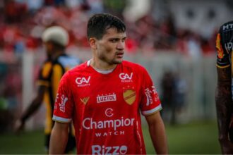 Santa Cruz fecha com o atacante Ronald para a disputa da Série C
