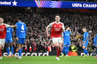 Arsenal vence Bayer Leverkusen por 2 a 0 e avança às quartas de final da Champions League