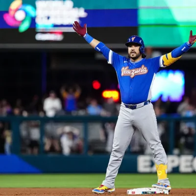 Venezuela bate Estados Unidos em Miami e ergue seu primeiro troféu da Copa do Mundo de Beisebol