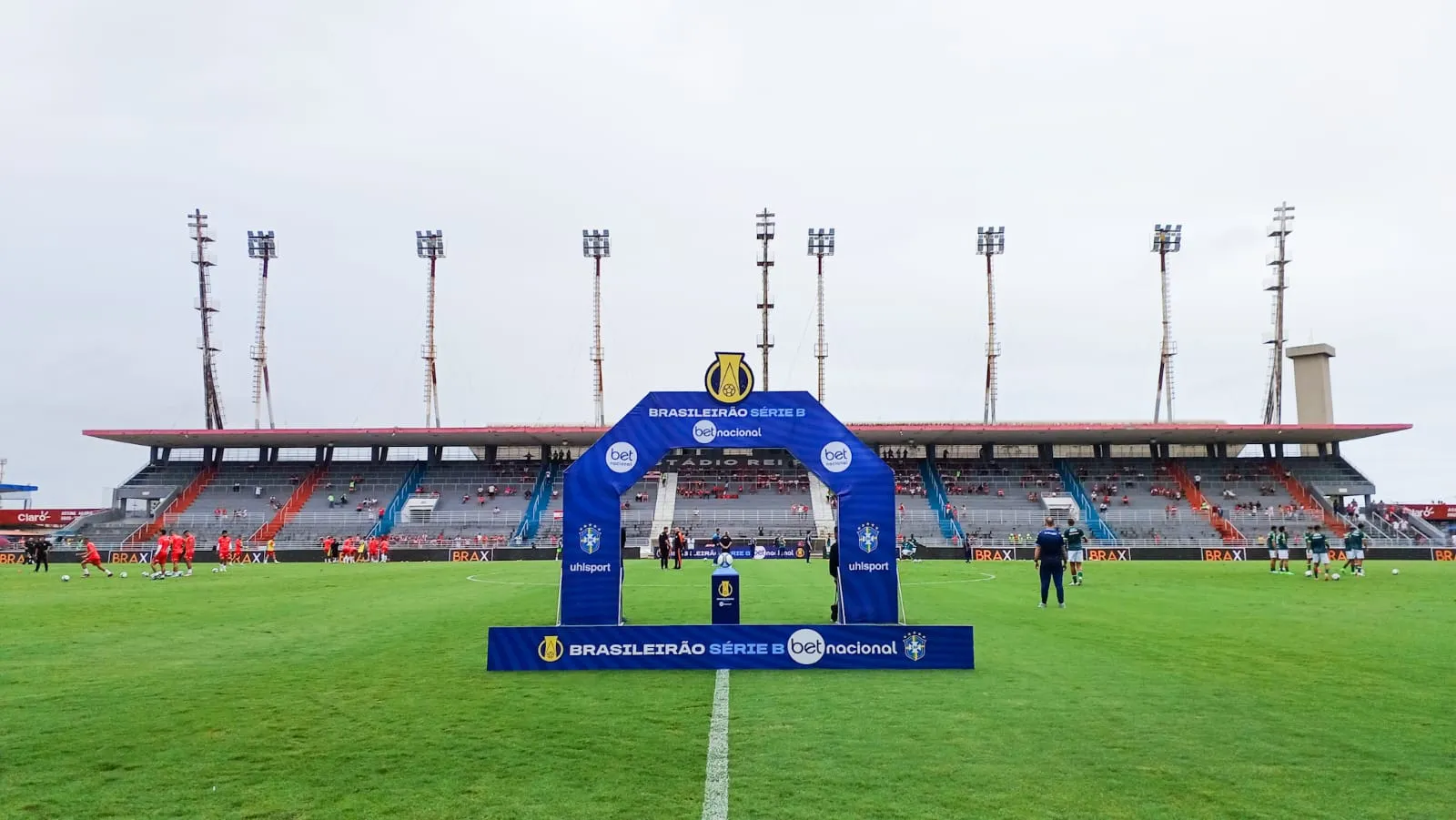 CRB e Figueirense duelam nesta quarta pela Copa do Brasil; confira horário, onde assistir e escalações - Imagem do artigo