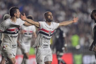 Lucas Moura adia discussão de novo contrato com o São Paulo para depois da Copa do Mundo