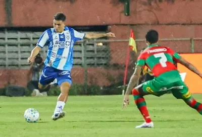 Paysandu supera Portuguesa por 3 a 2 pela Copa do Brasil