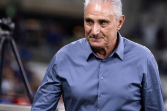 Cruzeiro dispensa Tite após empate com Vasco e queda de rendimento no Brasileirão