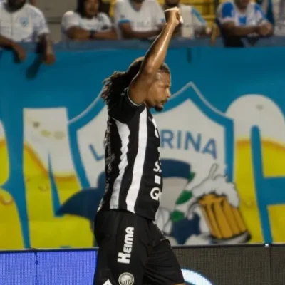 Operário-PR elimina Londrina com gol de Hildeberto e pênalti defendido por Vágner