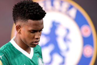 Palmeiras soma R$ 653 milhões em vendas de jogadores no exercício de 2025