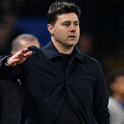 Tottenham vê Sean Dyche e Mauricio Pochettino como principais opções para o comando técnico