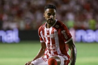 Júnior Todinho passa por artroscopia e desfalca o Náutico no início da Série B