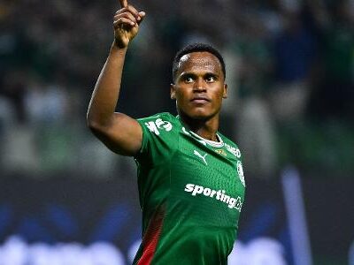 Rodada de quarta-feira no Brasileirão tem virada do Vasco, gol de pênalti de Neymar e estreia de Arias pelo Palmeiras