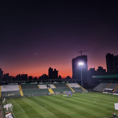 Chapecoense recebe Corinthians pela 7ª rodada do Brasileirão 2026