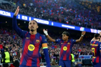 Barcelona avança às quartas da Champions com 7 a 2 sobre o Newcastle; Raphinha marca dois