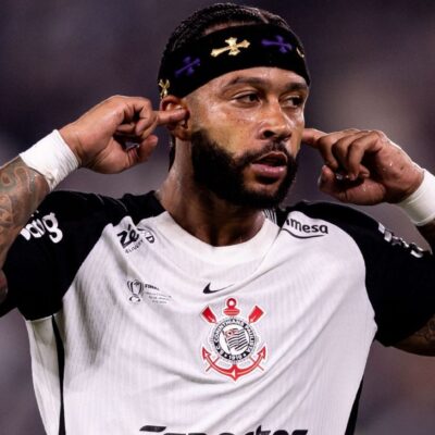 Corinthians admite desafio financeiro e procura saída criativa para renovar com Memphis Depay