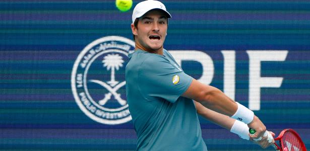 João Fonseca encara Carlos Alcaraz às 20h no Miami Open; veja onde assistir - Imagem do artigo