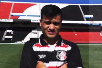 Santa Cruz oficializa atacante Ronald para a disputa da Série C