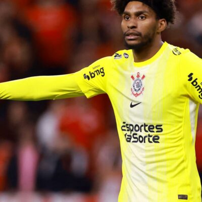 Hugo Souza é chamado para a Seleção após corte de Alisson