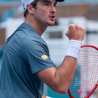João Fonseca supera Marozsan em Miami e marca duelo com Alcaraz