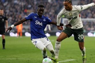 Everton domina, Beto marca duas vezes e Chelsea é derrotado por 3 a 0 na Premier League