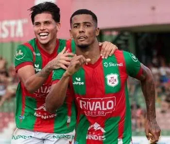 Sábado de bola cheia tem vitória do Palmeiras, títulos estaduais e rodada intensa pelo mundo