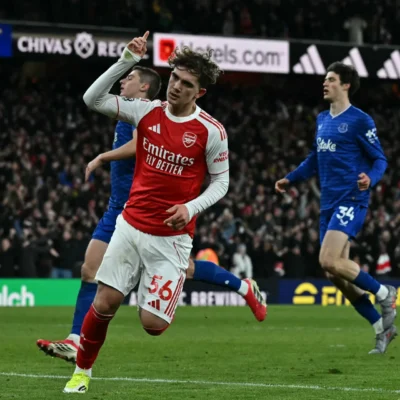 Tuchel adota cautela e deixa prodígio do Arsenal fora da seleção inglesa