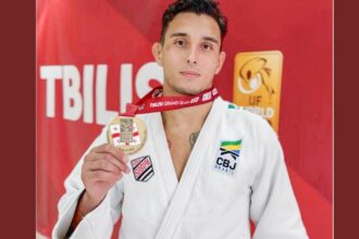 Guilherme Schimidt garante bronze no Grand Slam de Tbilisi