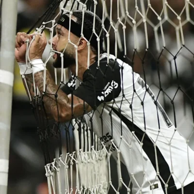 Corinthians encara Flamengo sob pressão e com ataque em baixa 50 dias após título da Supercopa