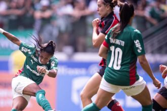 Palmeiras aplica 6 a 0 no Vitória e mantém liderança do Brasileirão Feminino