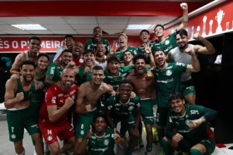 Palmeiras assume a ponta do Brasileirão após vitória sobre o São Paulo