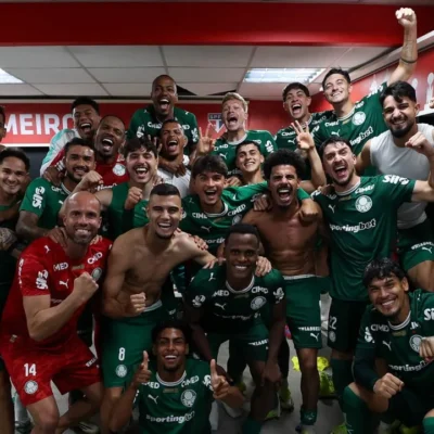 Palmeiras assume a ponta do Brasileirão após vitória sobre o São Paulo