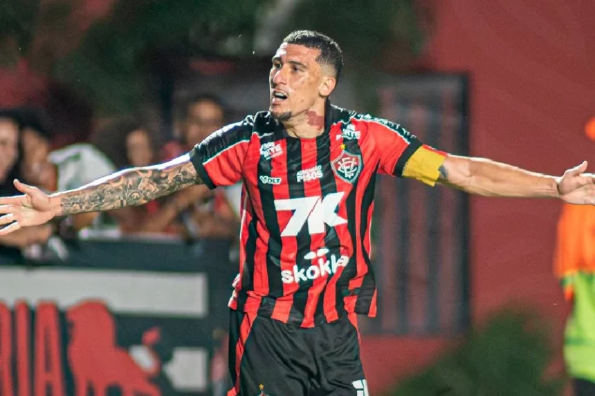 Vitória anuncia parcial de 20 mil torcedores para jogo contra o Ceará pela Copa do Nordeste